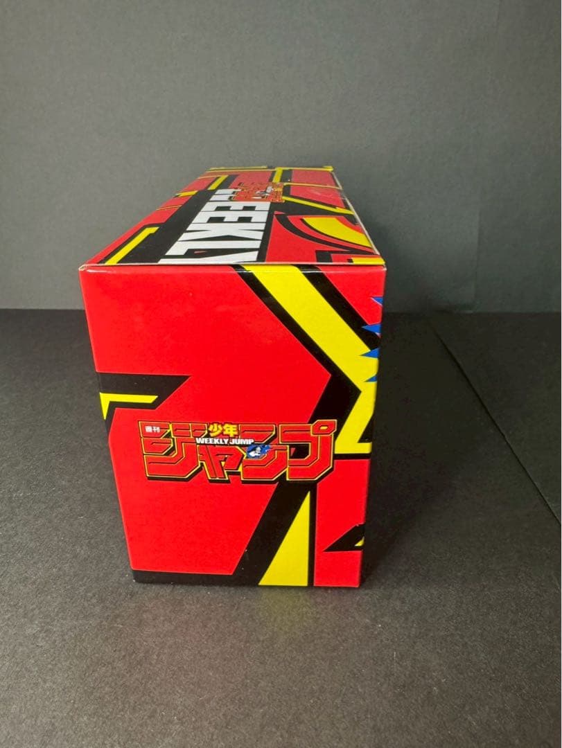 【中古品】週刊少年ジャンプ ロゴフィギュア red