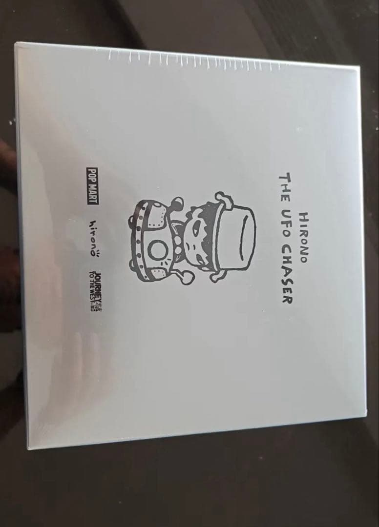 THE UFO CHASER Hirono POPMART ビッグサイズ