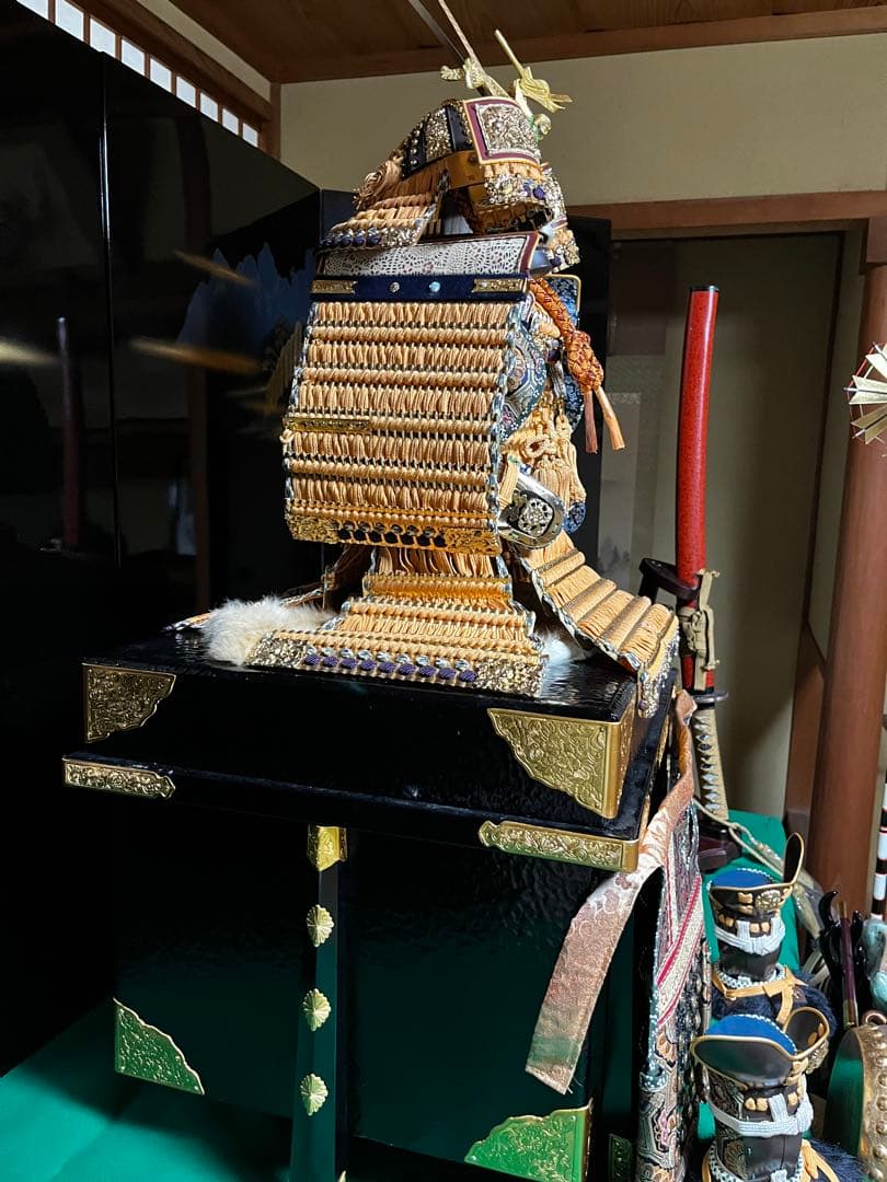 五月人形　大将人形　兜