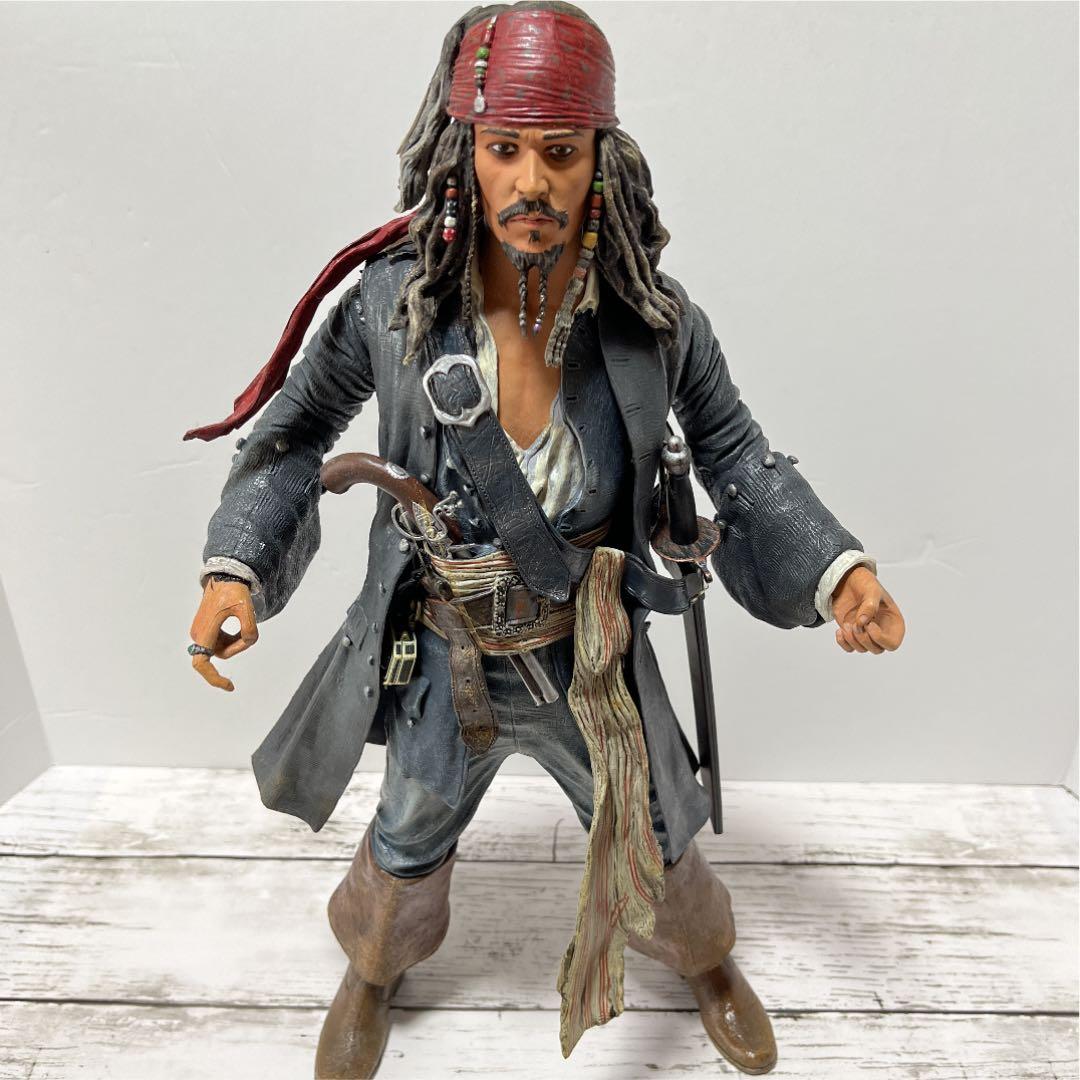 パイレーツオブカリビアン(ジャク・スパロウ)ビックフィギュア