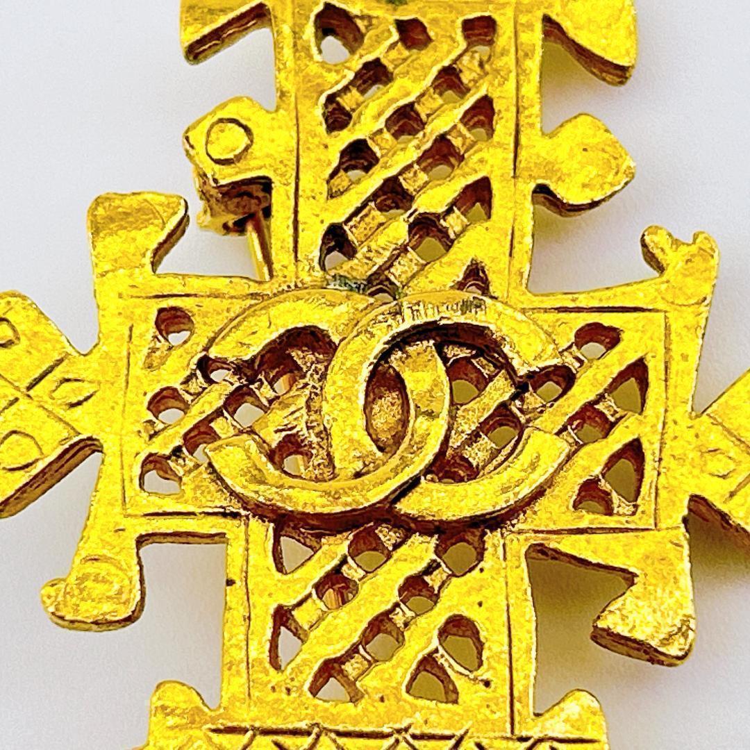 【鑑定済み！】シャネル ブローチ ヴィンテージ 94P ゴールド ココマーク