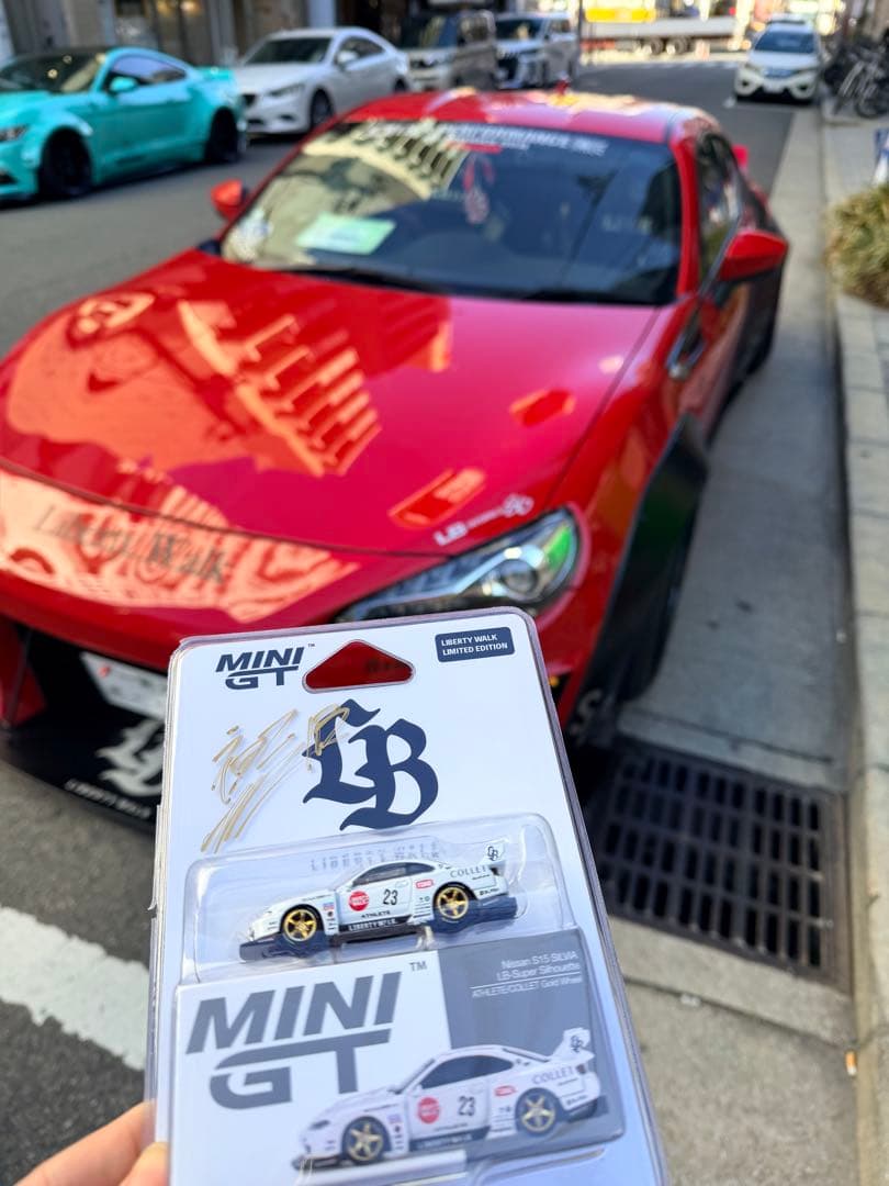 Liberty Walk Osaka S15 ミニカー　サイン入り