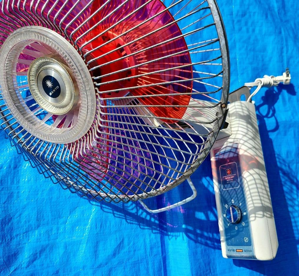 昭和レトロ　サンヨー壁掛け扇風機 【動作確認済】