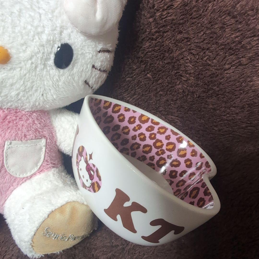 ハローキティ　vivitixgirls 　ヒョウ柄　 お皿 トレイ ぬいぐるみ