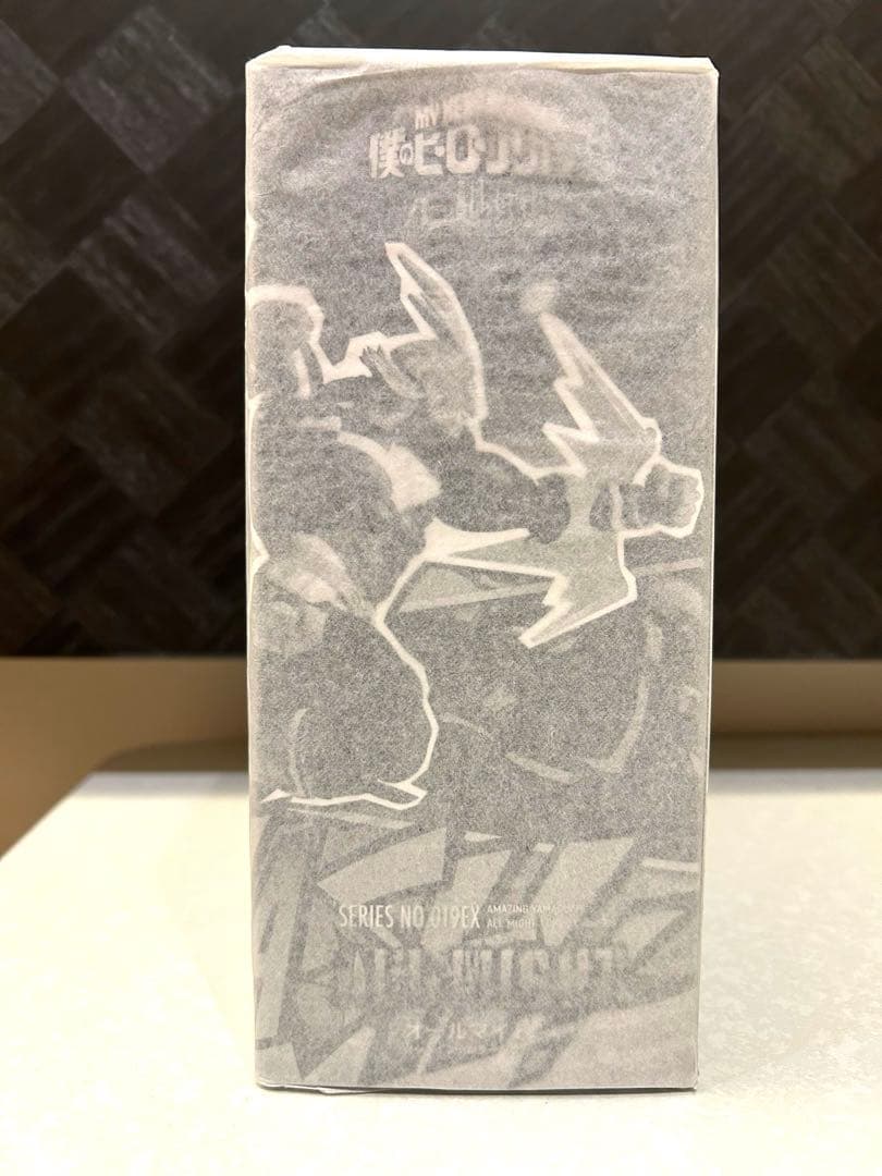 ヒロアカ　アメイジングヤマグチ オールマイト シャイニーカラー Ver. 海洋堂