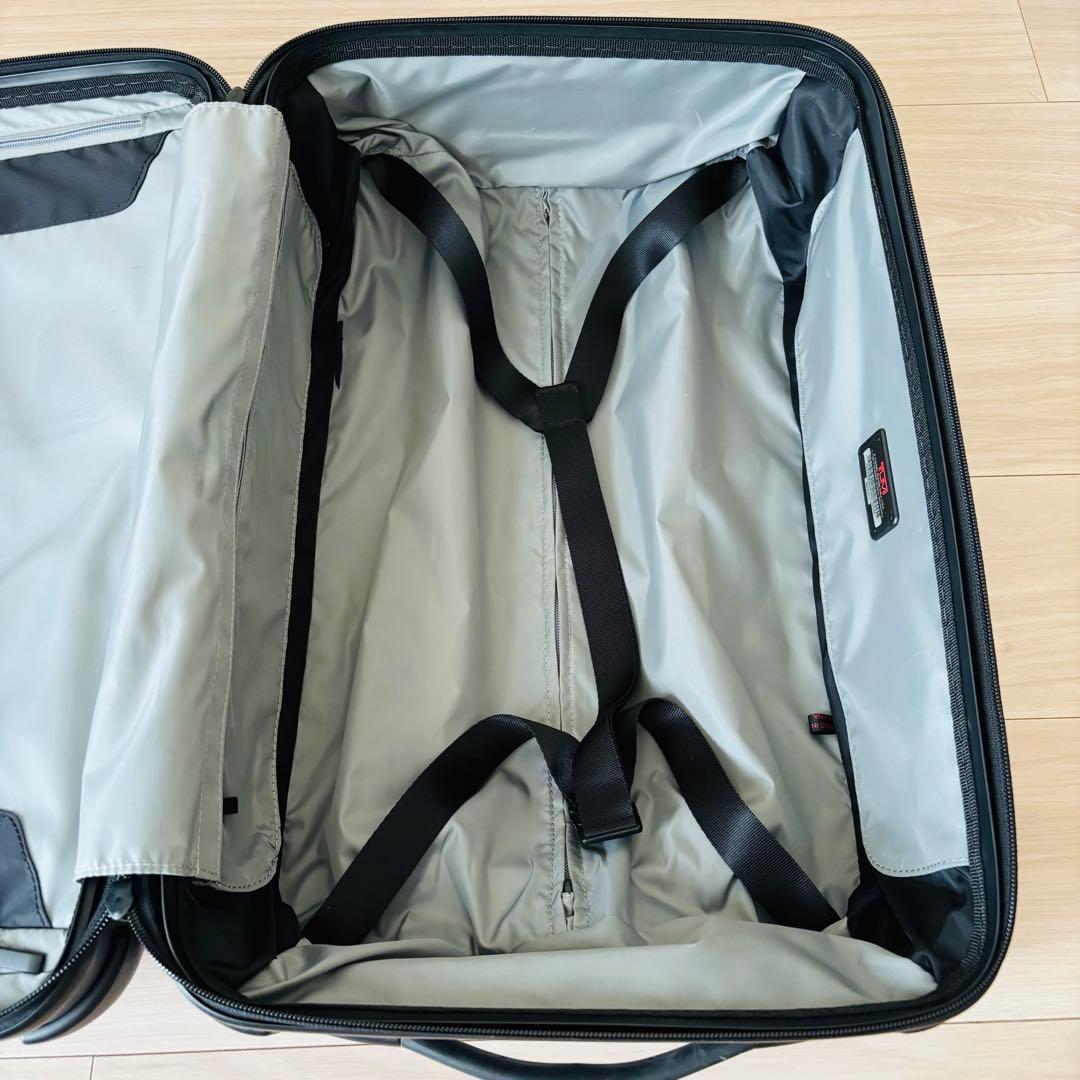 TUMI トゥミ キャリーケース スーツケース ２輪 TSAロック 機内持込可