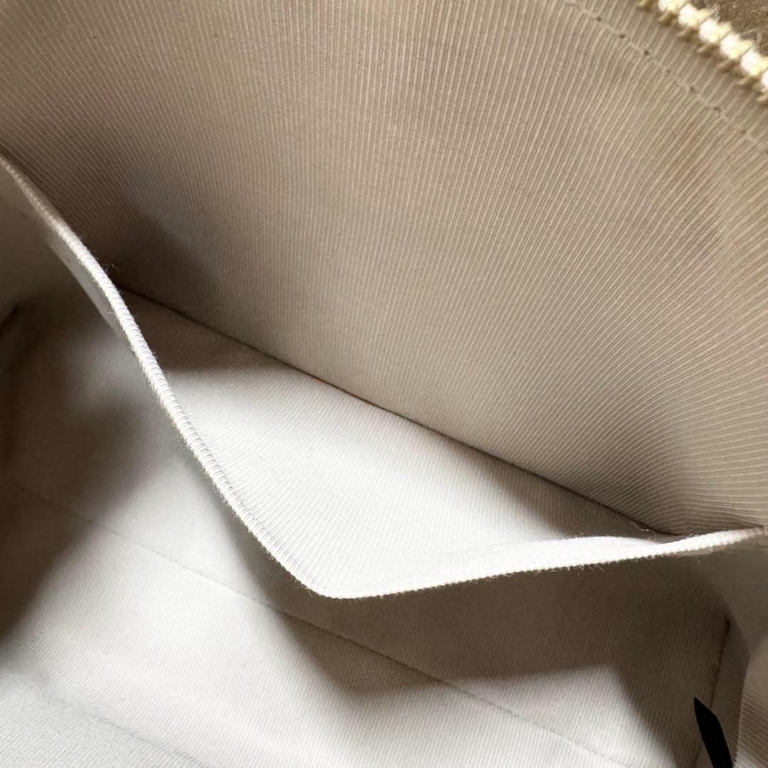 ✨保証書付き✨フルラ 現行 ヴィットリア ショルダーバッグ 現行ロゴ グレージュ