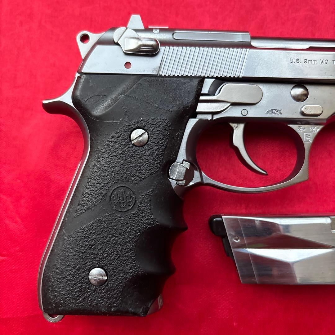 東京マルイ　ベレッタM92F クロームステンレス　ガスブローバック