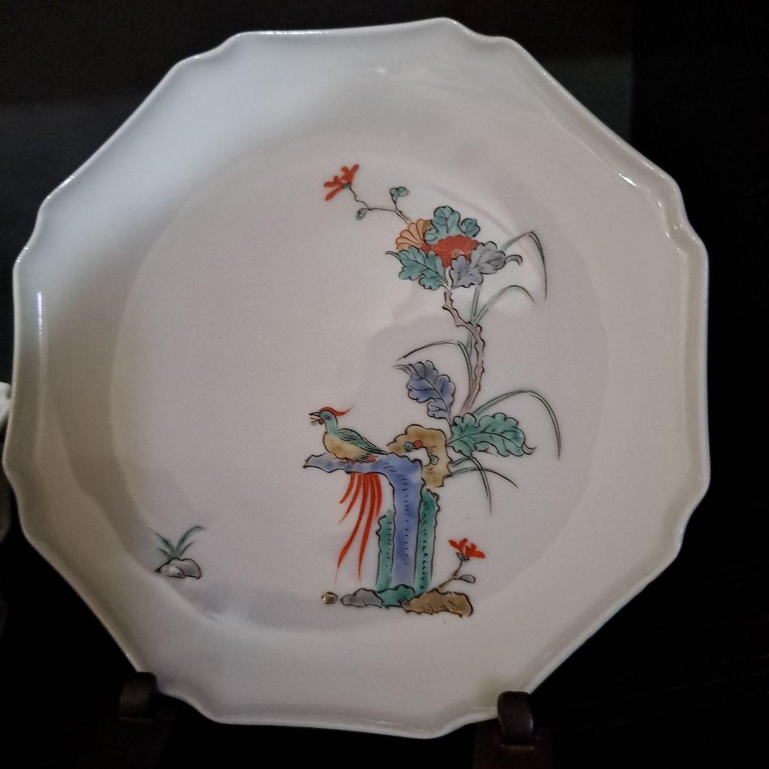 11代柿右衛門　登録申請許可収得記念 工芸技術保存指定品　八角色絵銘々皿　角渦福