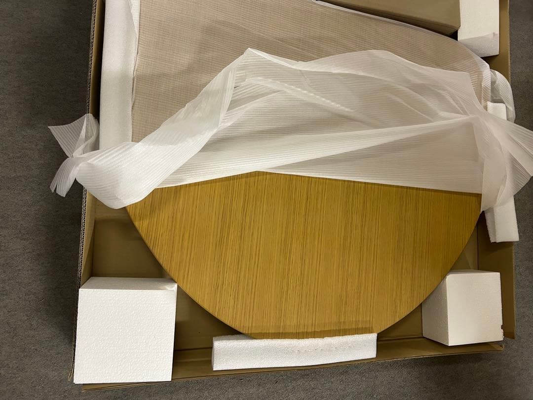 ryumama　ラウンドテーブル　トリアン