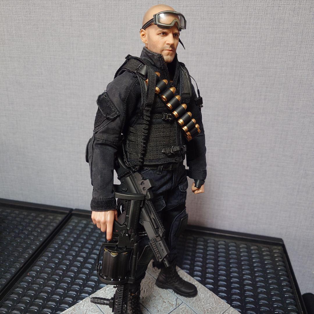 ジェイソンステイサム・カスタムフィギュア (ニューブラッドver)取り置き中