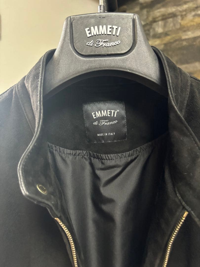 EMMETTIエンメティ　ブラックスエードゴールドジップ　ユリ50ハンガー付き