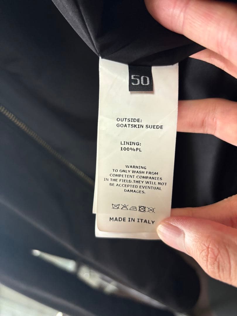 EMMETTIエンメティ　ブラックスエードゴールドジップ　ユリ50ハンガー付き