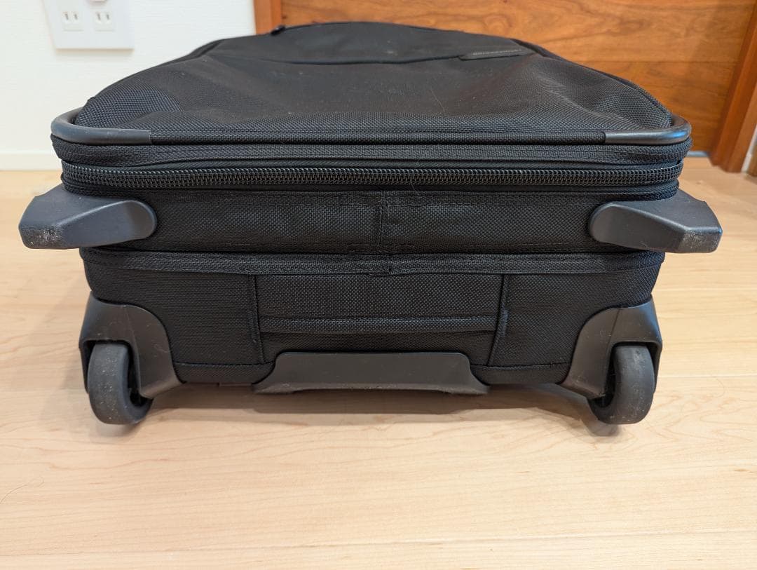 【いが】【美品】Briggs & Riley ２輪ナイロン 国際線機内持込