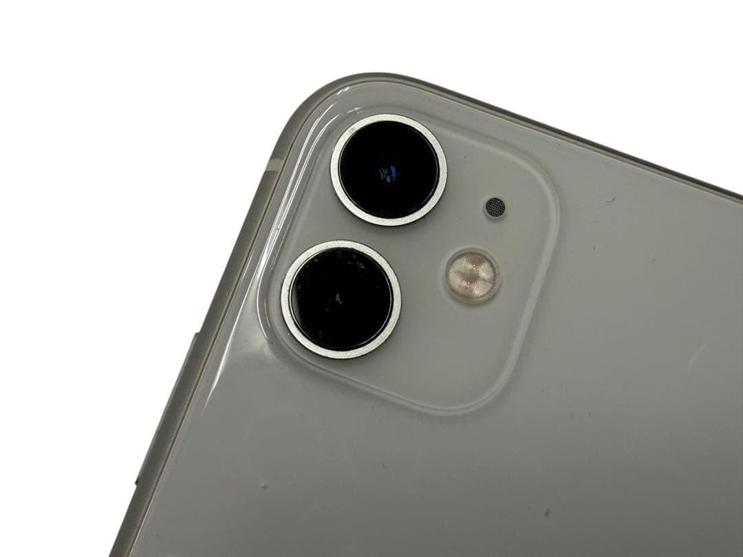 Apple iPhone 11 ホワイト　64GB 初期化済み