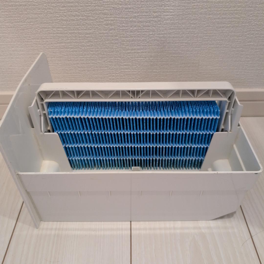 【フィルタ新品交換済】シャープ　加湿空気清浄機　KI-HS40W