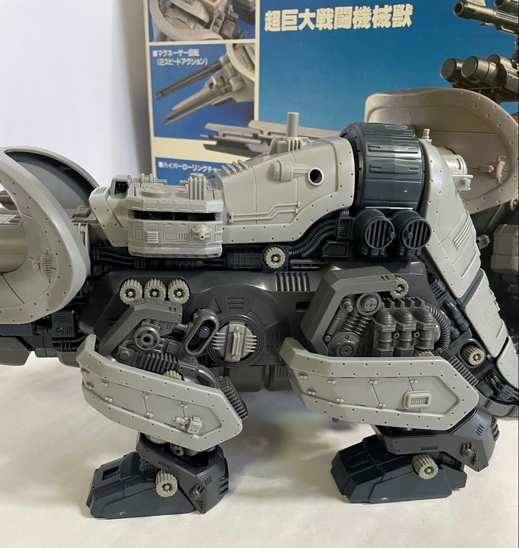 メカ生体ゾイド マッドサンダー(トリケラトプス型)旧ゾイド 【完成品破損あり】