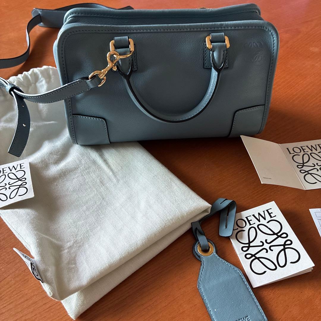 お値下げ❗️LOEWE 青 アマソナ23ショルダーバッグ 保存袋付き