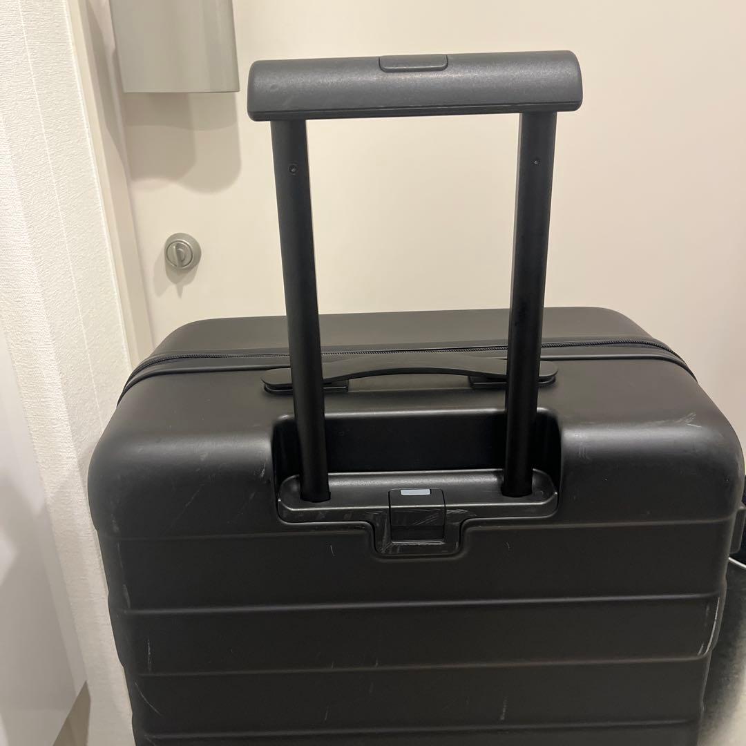 無印良品　キャリーケース　75L 黒