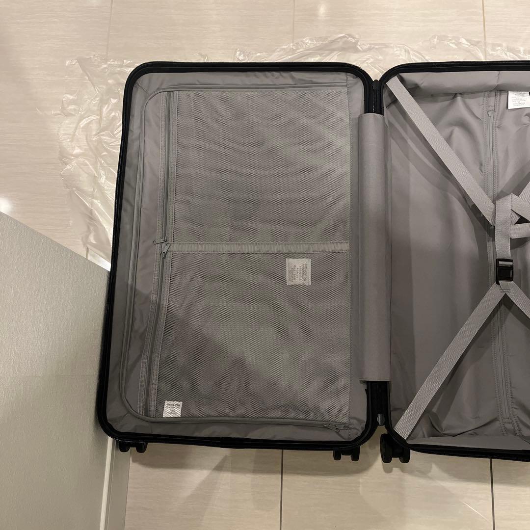 無印良品　キャリーケース　75L 黒