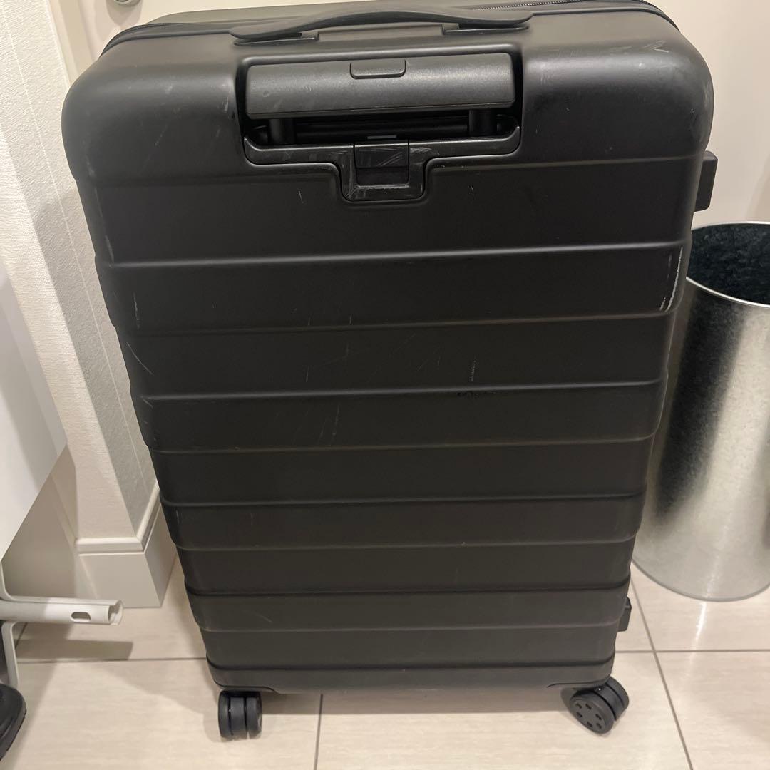 無印良品　キャリーケース　75L 黒