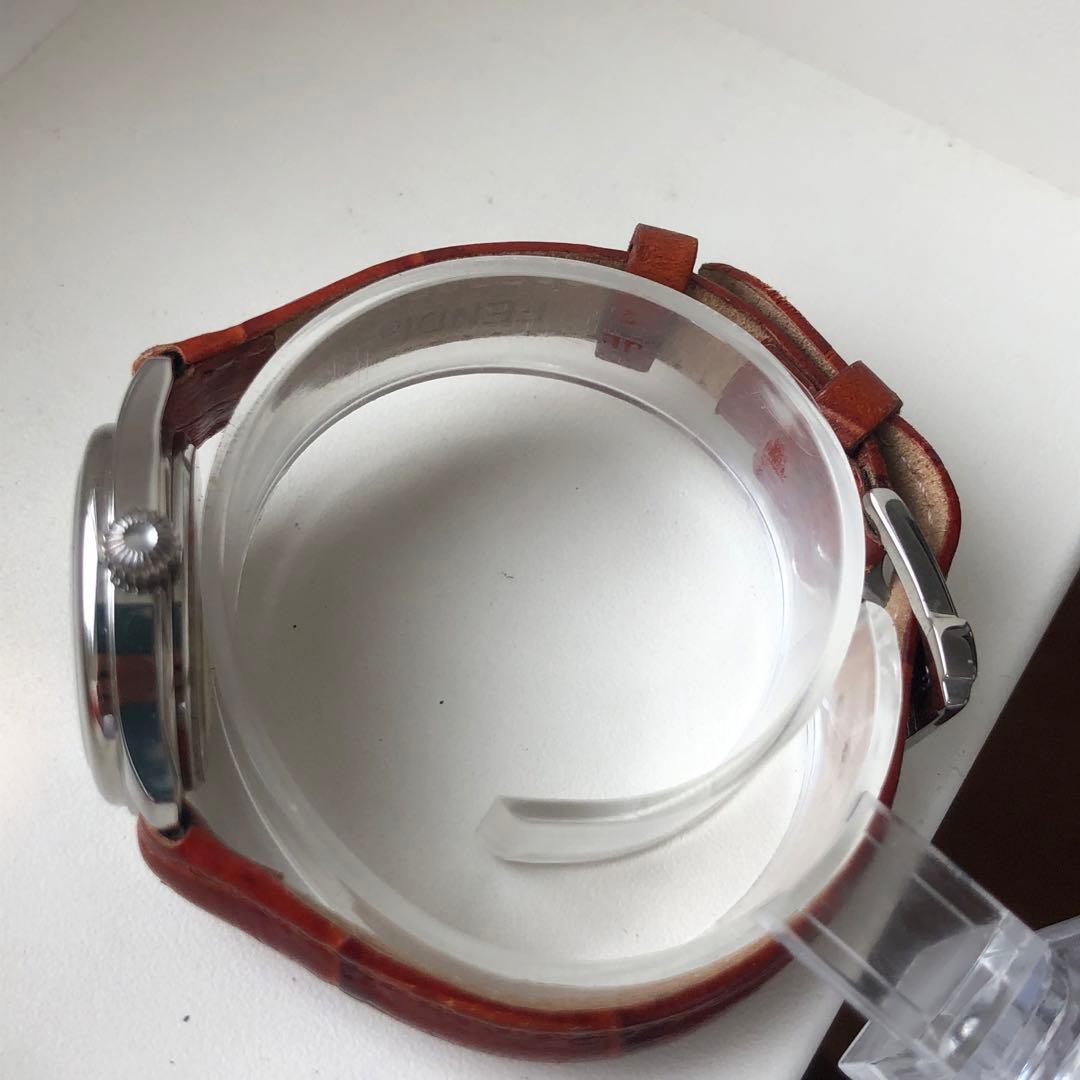 【美品】FENDI フェンディ 210L 腕時計 ピンク文字盤 ブラウンレザー