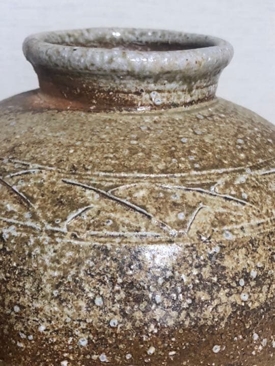 信楽焼　忠六作　壺