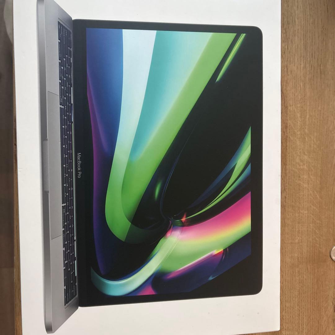 Apple M1搭載 13インチ MacBook Pro【※マウス付、箱無】