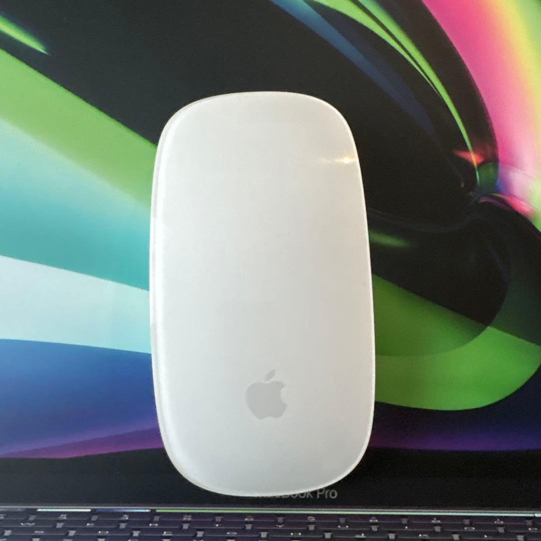 Apple M1搭載 13インチ MacBook Pro【※マウス付、箱無】