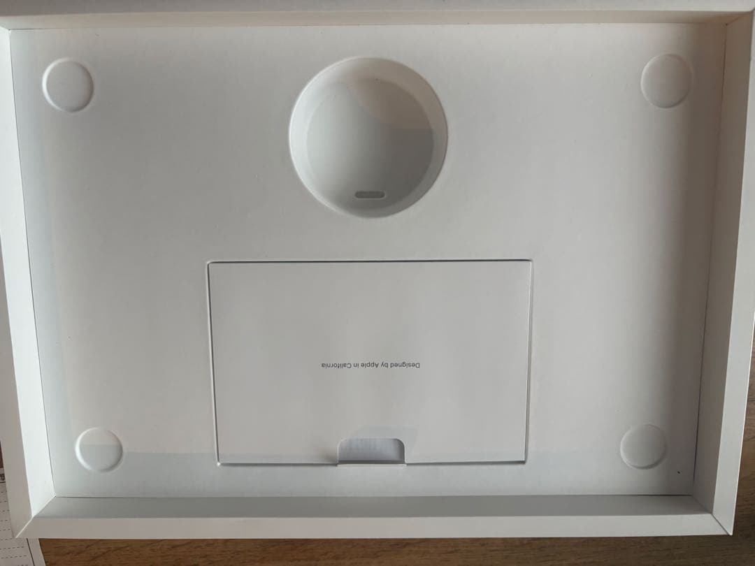 Apple M1搭載 13インチ MacBook Pro【※マウス付、箱無】