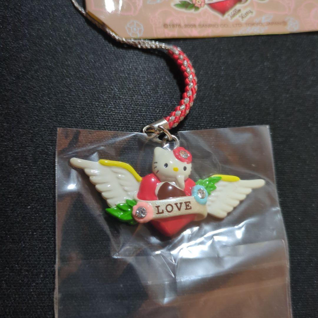 ハローキティ　LOVE　タトゥー