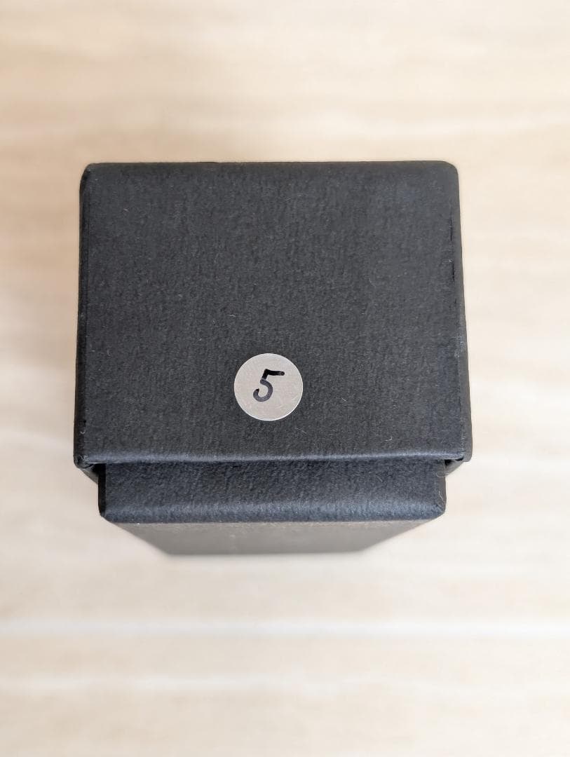 AIZEN　JAPAN　アイゼン　5　サックス　マウスピース　ブラック　黒