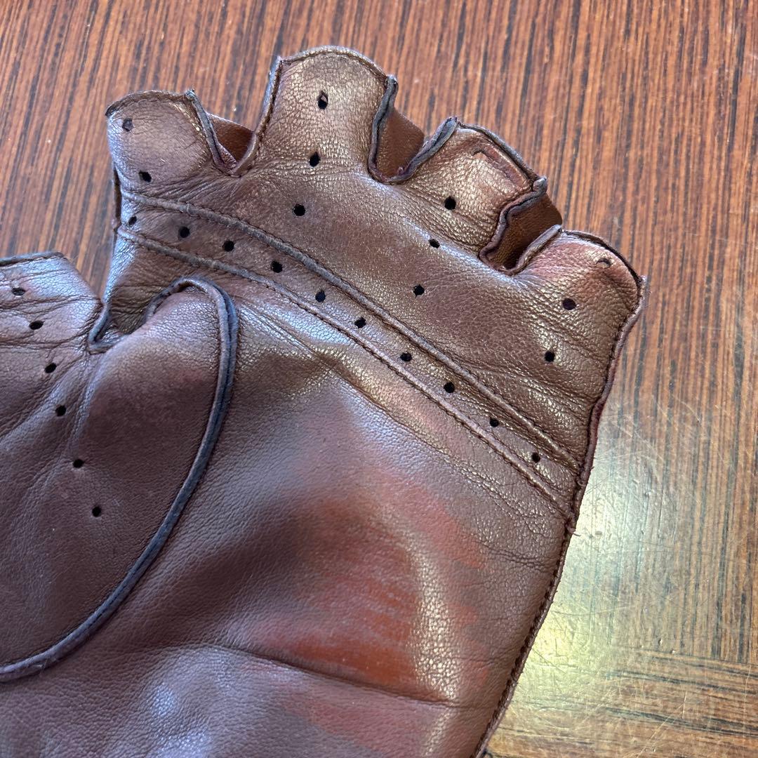 デンツ　ドライビンググローブ　指なし