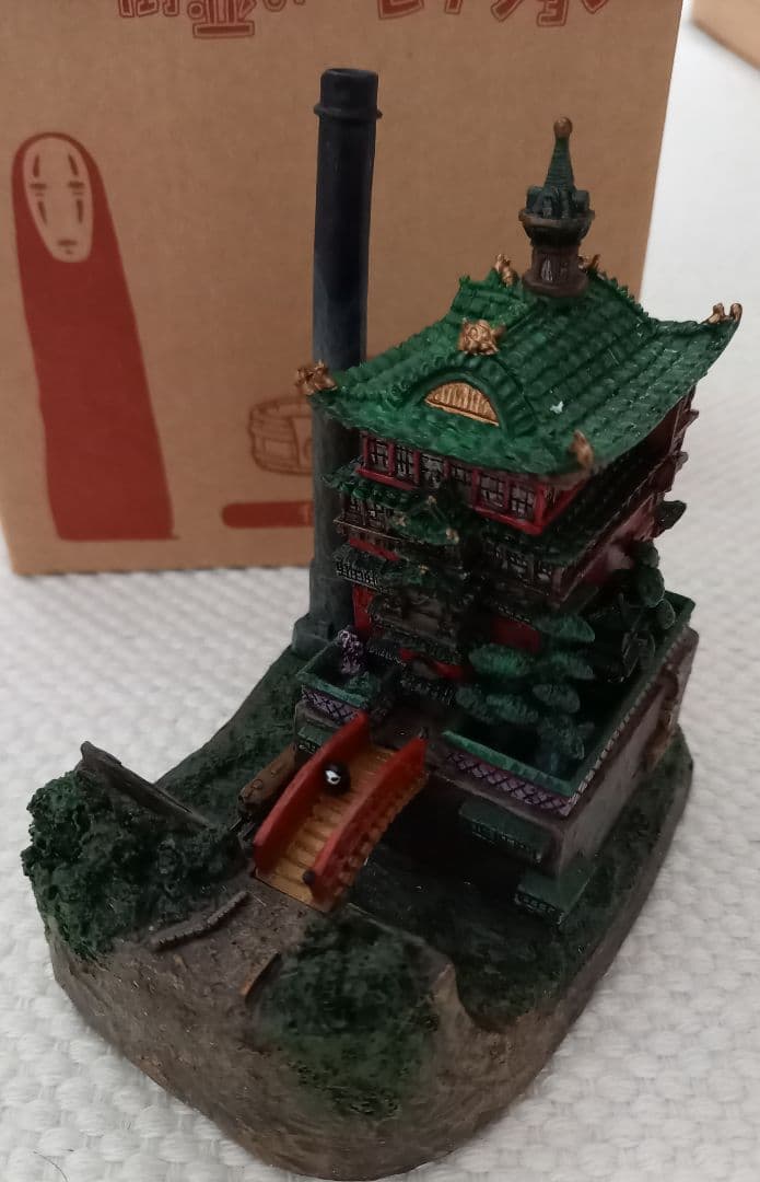 千と千尋の神隠し　ジブリの街並みコレクション　油屋　フィギュア