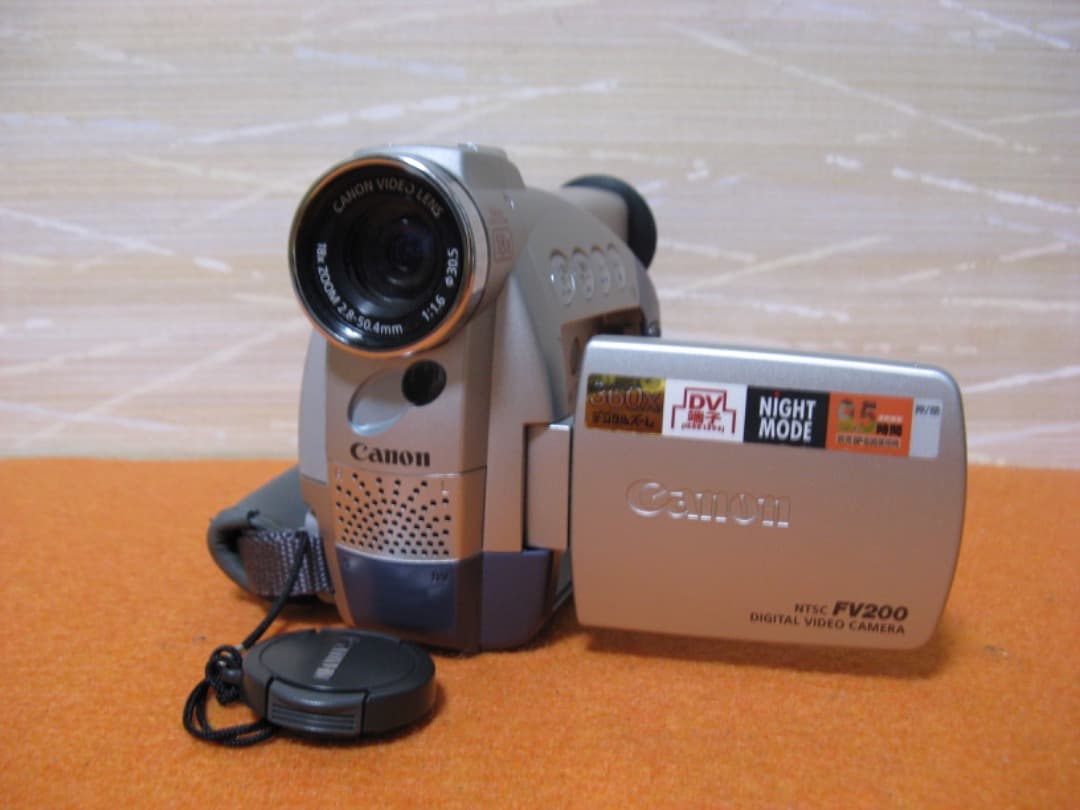 動作OK❗️☆CanonのMiniDV/デジタルビデオカメラ・FV200