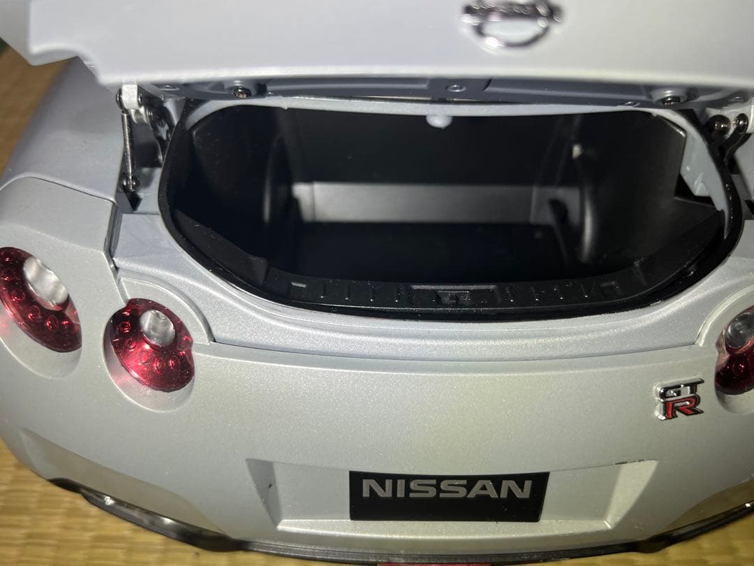 イーグルモス　1/8スケール　スカイラインR35 NISSAN GT-R 現状品
