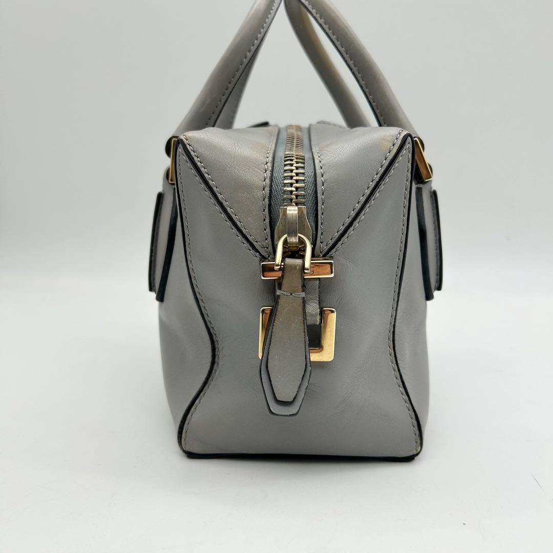 TOD'S　トッズ　ミニショルダーバッグ　2way　レザー　グレー　Dキューブ