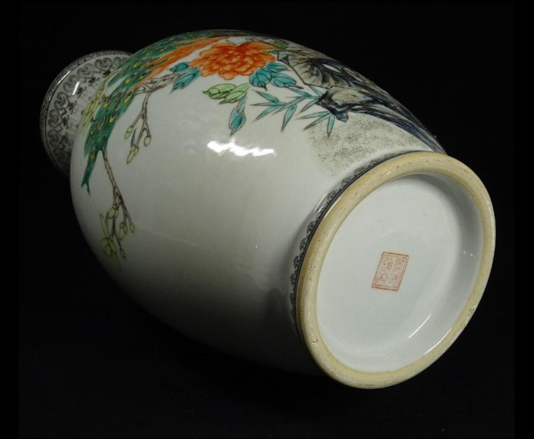 中国古玩 景徳鎮製 孔雀漢詩文大花瓶 高約36cm 時代物 粉彩 c100902