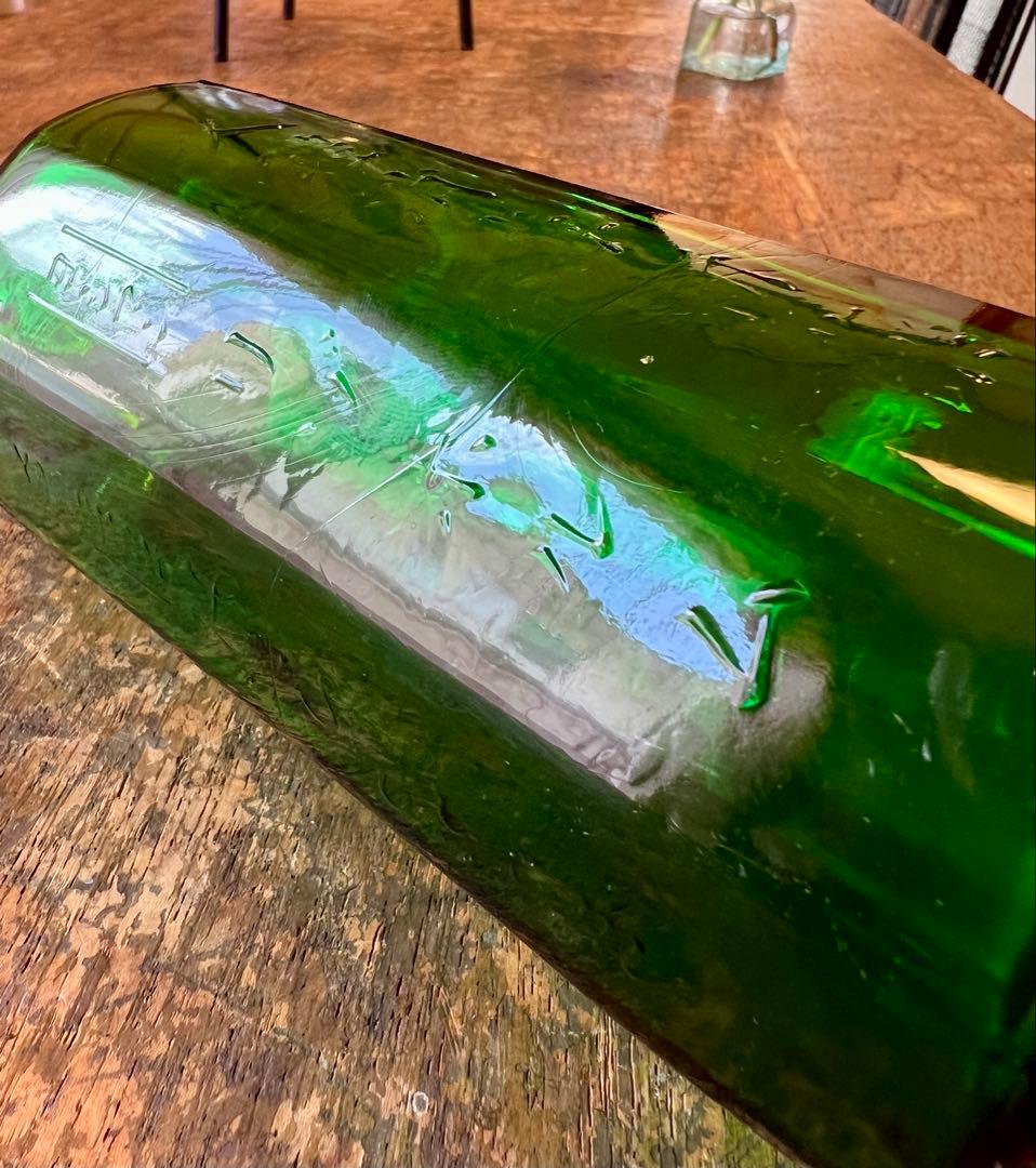 人體消毒新薬ビン　ヨシマン　リゾホルム　八角瓶　神薬　エンボス　ガラスビン