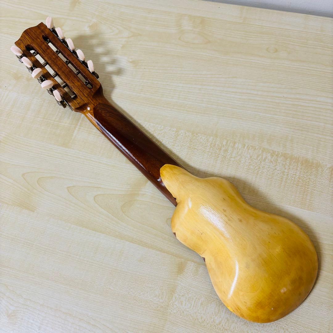 【希少品】チャランゴ 弦楽器 民族楽器　送料込み　※弦なし