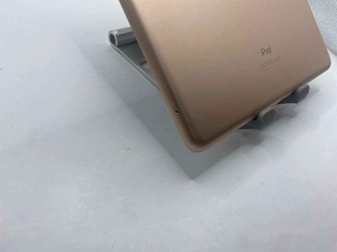 Apple iPad 第7世代 32GB wifi+cellularモデル