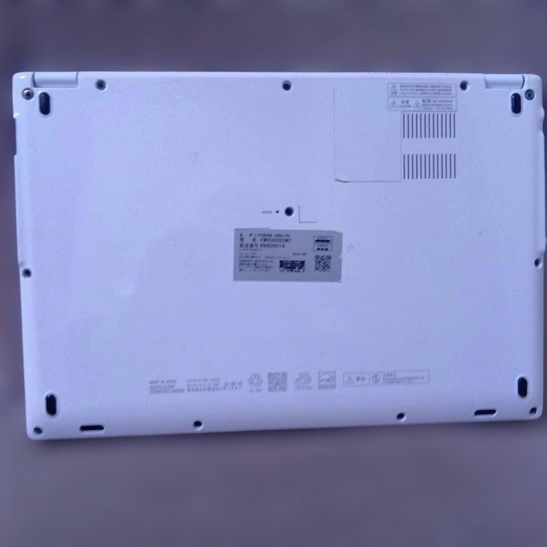 Y① 富士通　ＦＭＶＵ92B3WZ　UH92/B3