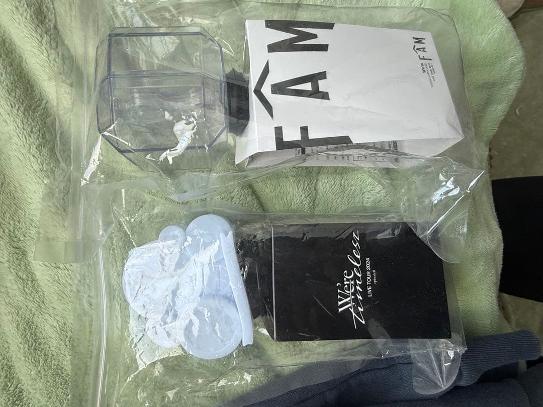 菊池風磨 パーカー等