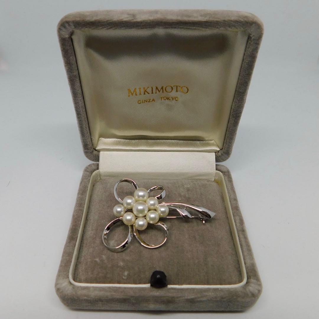 極美品 ミキモト ブローチ パール 9粒 皇室御用達　コサージュ　シルバー