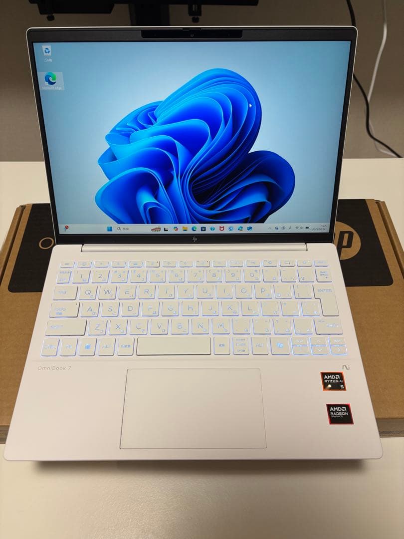 HP OmniBook 7 Aero 13-bg セラミックホワイト