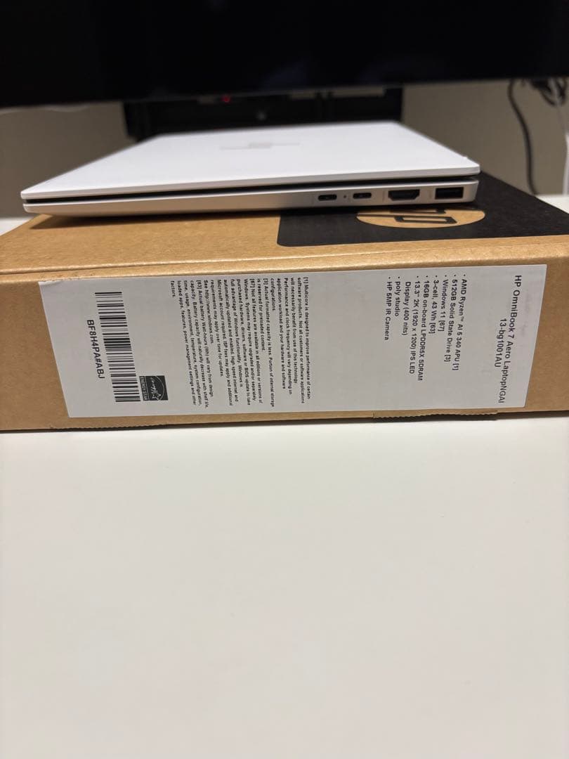 HP OmniBook 7 Aero 13-bg セラミックホワイト