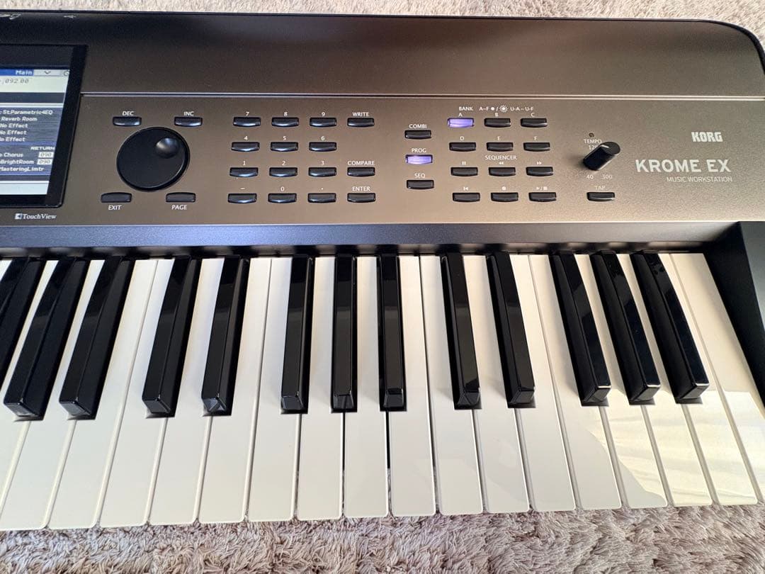 KORG KROME EX 61鍵シンセサイザー