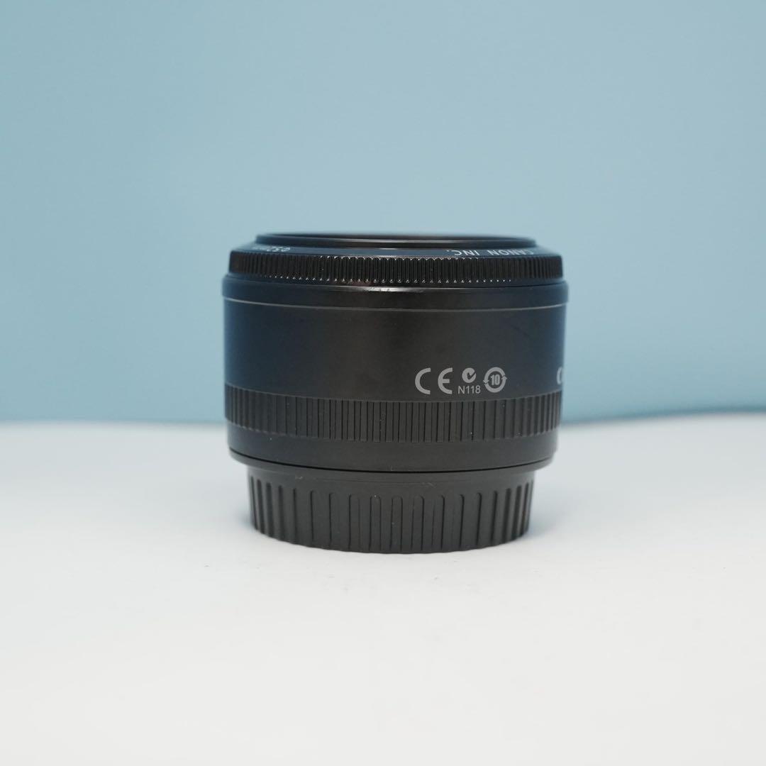 Canon純正 50mm F1.8 標準レンズ 美品 a4672