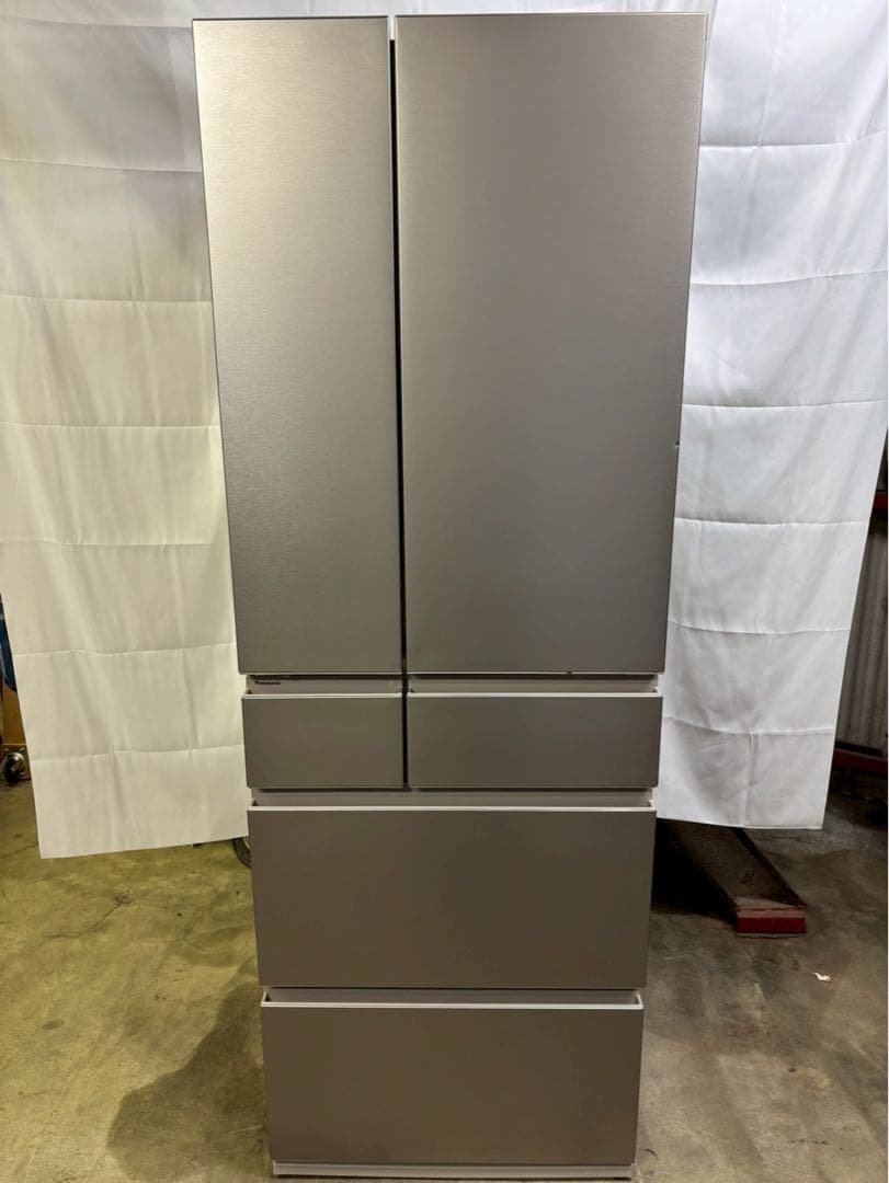 【展示品】Panasonic6ドア冷蔵庫 NR-F55HY2 2025年551L