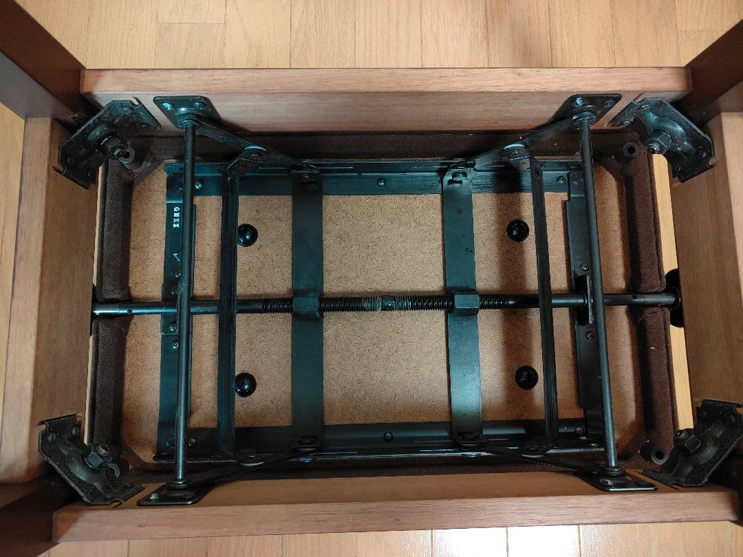 YAMAHA　NO51　ピアノ椅子